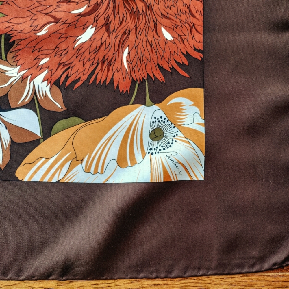 Vintage Burberry Silk Scarf 34 x 34 - Picture 5 of 7